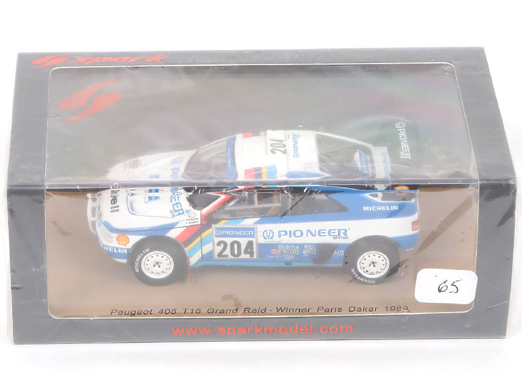 Lot 77 - SPARK (MACAU) (3)