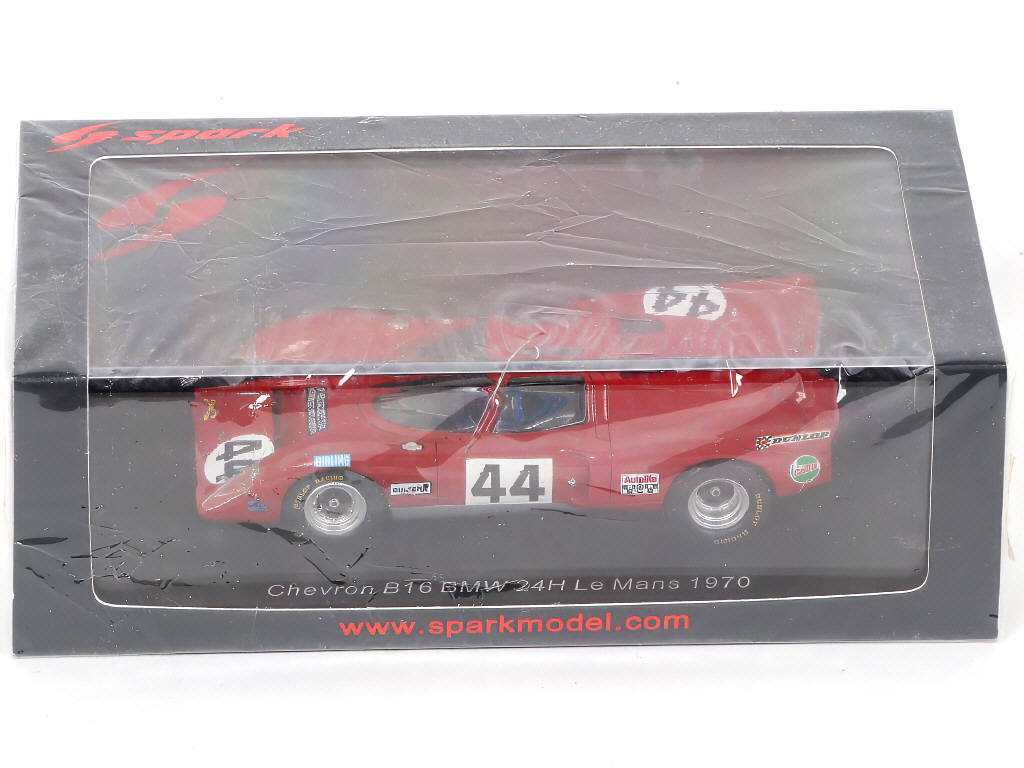 Lot 84 - SPARK (MACAU) (3)