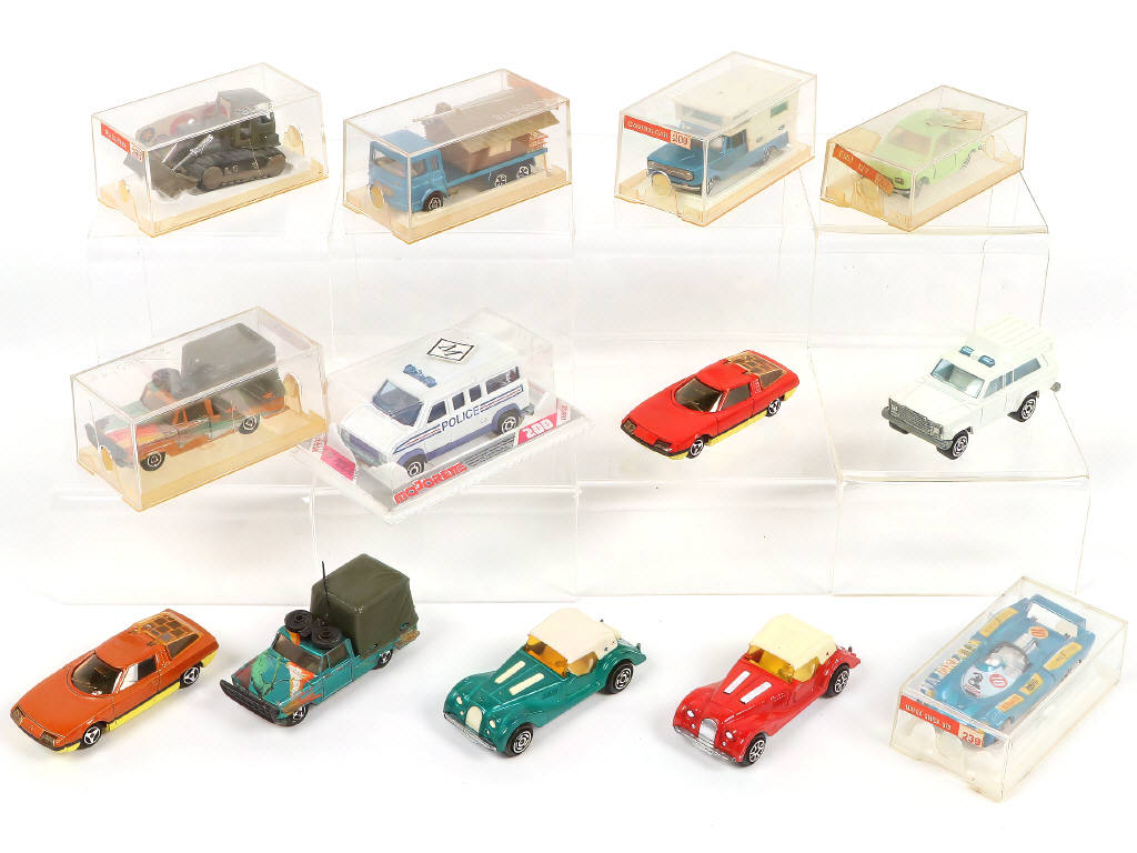 Lot 248 - MAJORETTE (FRANCE) (13)