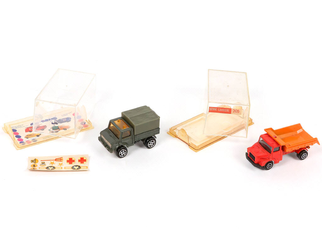 Lot 247 - MAJORETTE (FRANCE) (10)