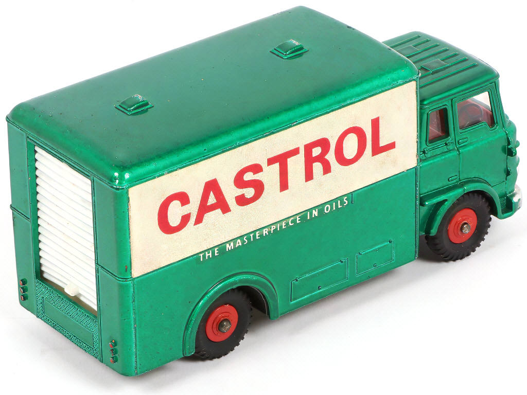 Lot 280 - DINKY TOYS (GB) (1)