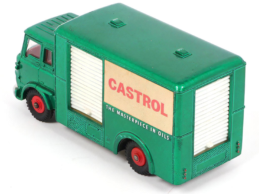 Lot 280 - DINKY TOYS (GB) (1)
