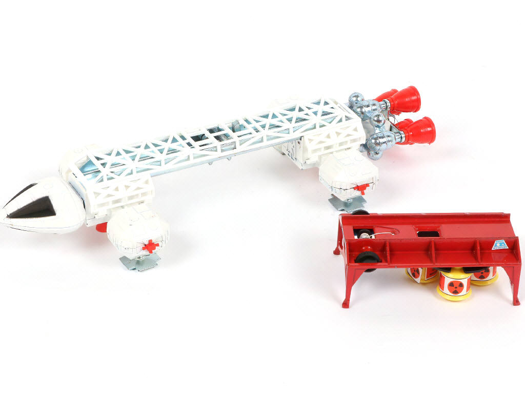 Lot 284 - DINKY TOYS (GB) (1)