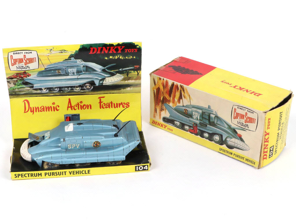 Lot 283 - DINKY TOYS (GB) (1)
