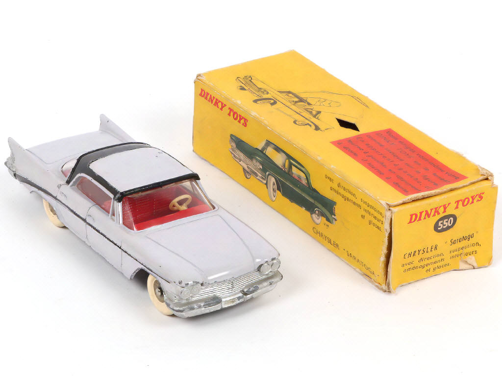 Lot 326 - DINKY TOYS (FRANCE) (3)