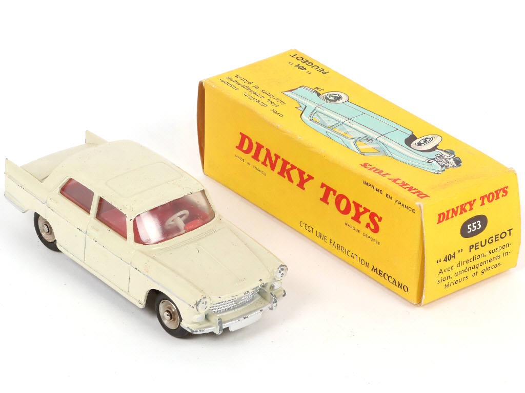 Lot 326 - DINKY TOYS (FRANCE) (3)