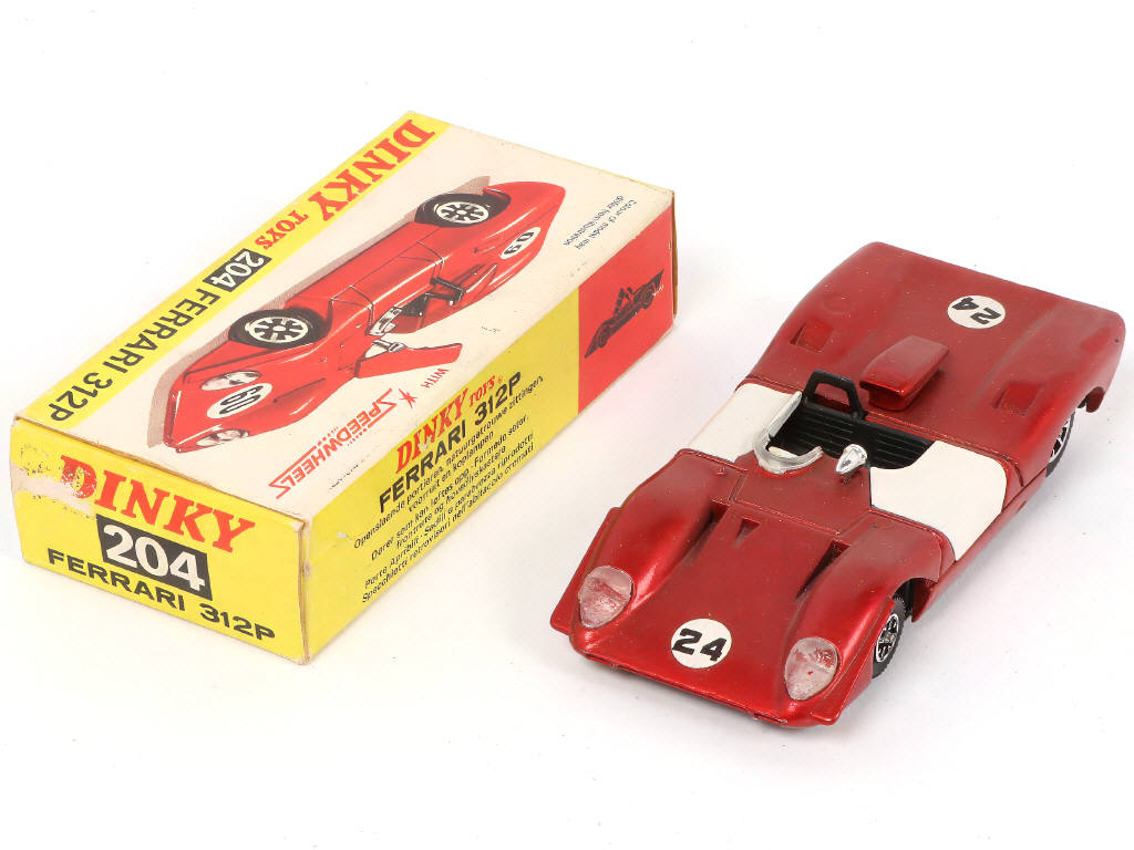 Lot 294 - DINKY TOYS (GB) (4)