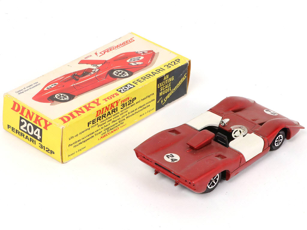Lot 294 - DINKY TOYS (GB) (4)