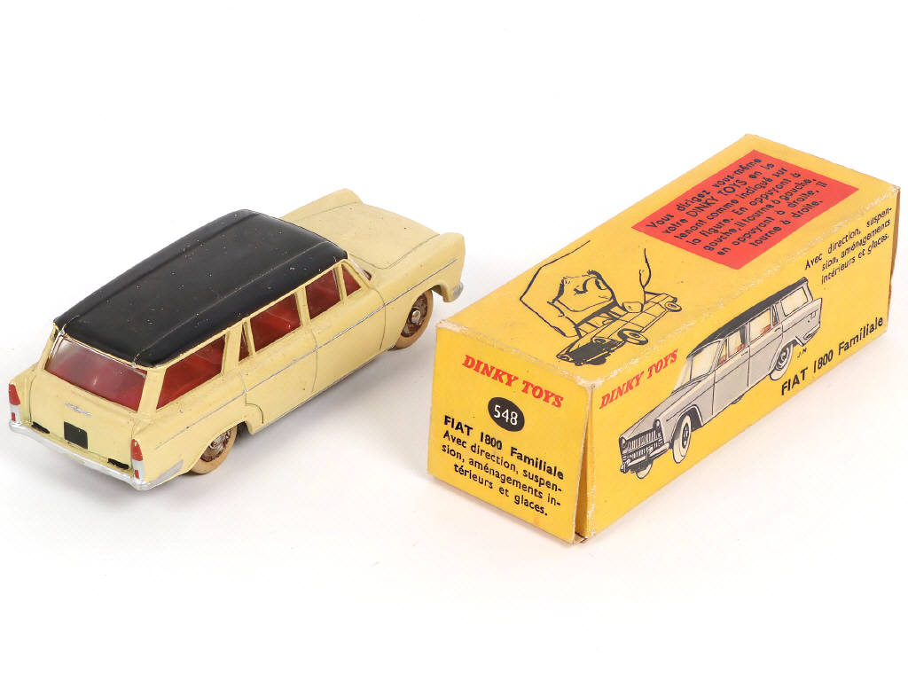 Lot 325 - DINKY TOYS (FRANCE) (3)