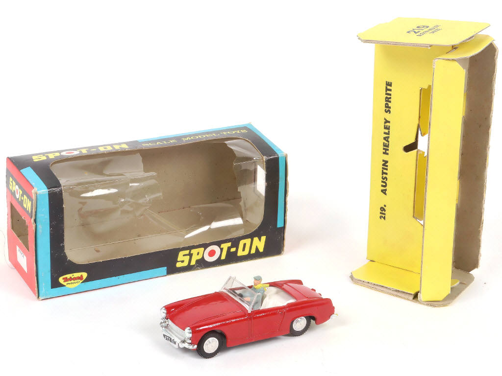 Lot 170 - SPOT-ON (GB) (1)