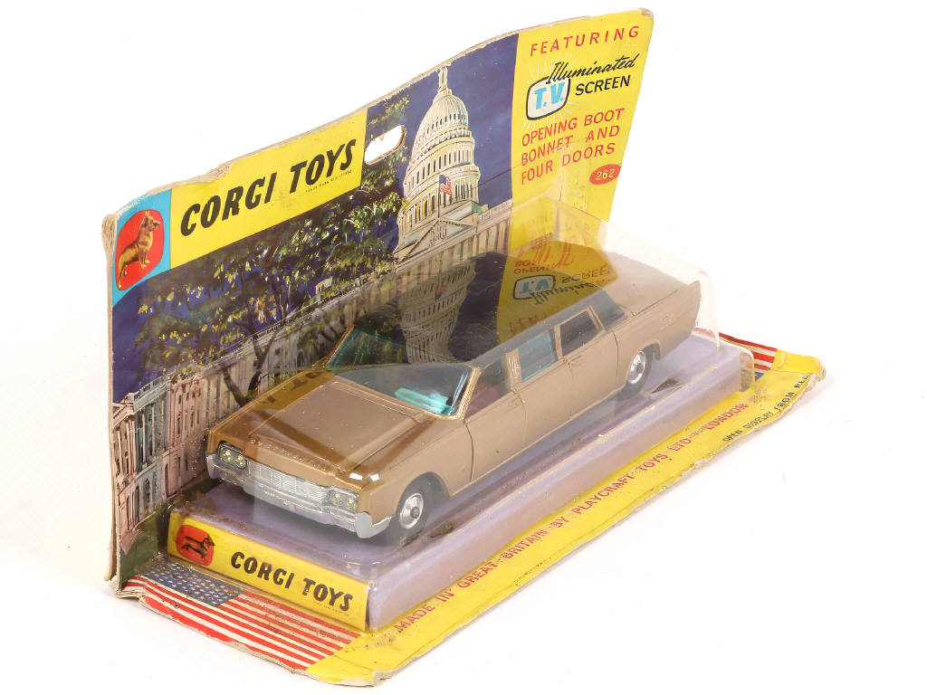 Lot 189 - CORGI TOYS (GB) (1)