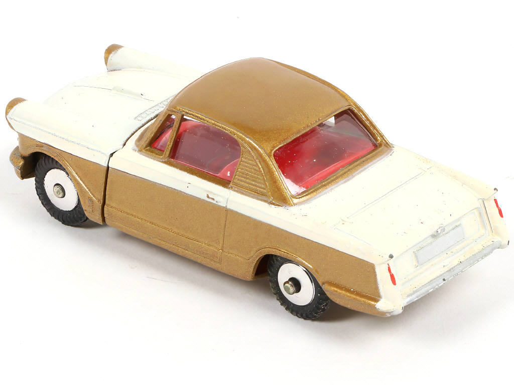 Lot 177 - CORGI TOYS (GB) (1)