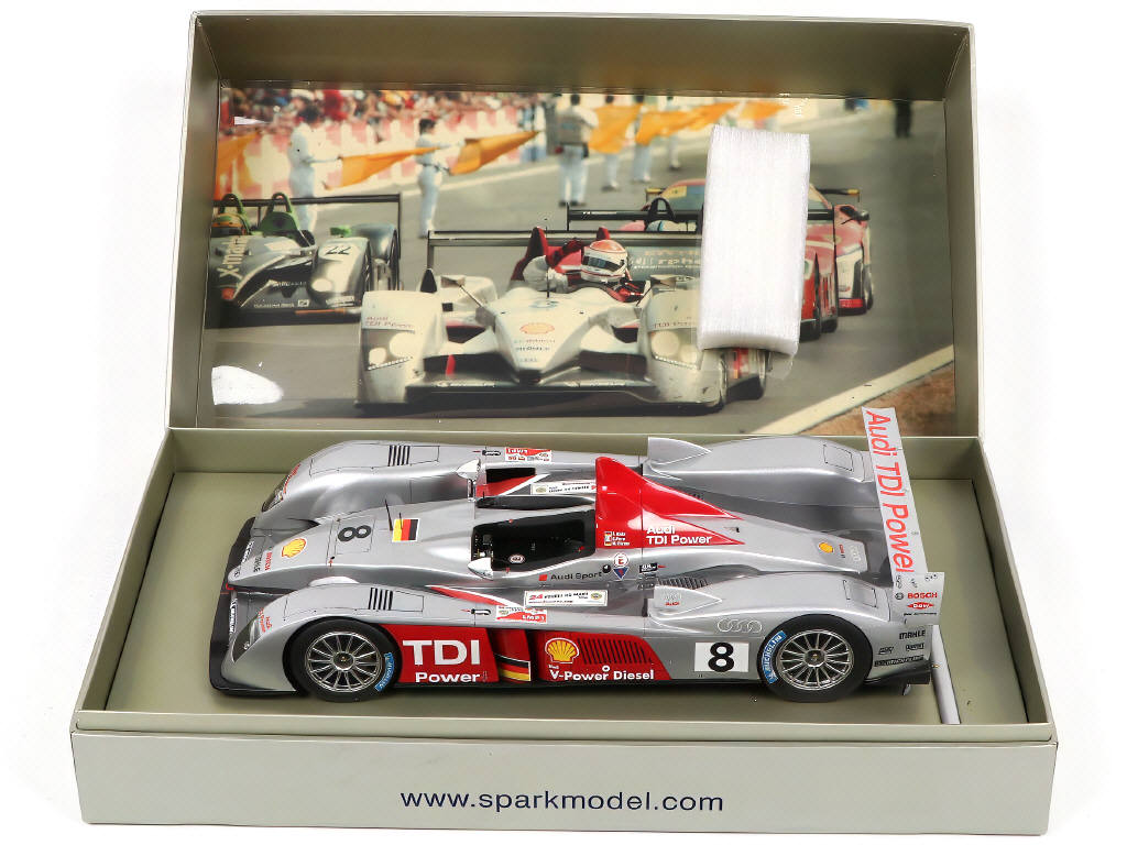Lot 24 - SPARK (MACAU) (1)