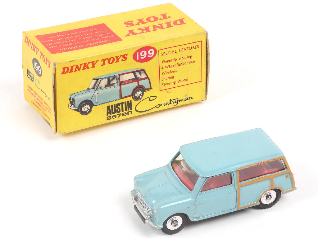 Lot 276 - DINKY TOYS (GB) (1)