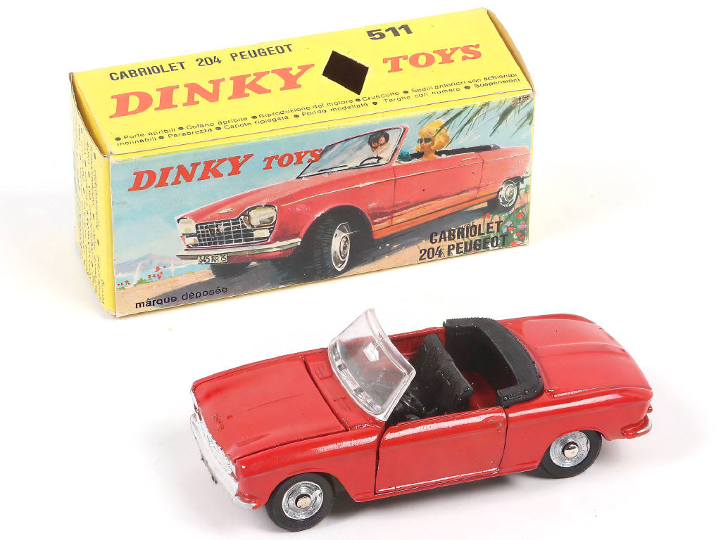 Lot 315 - DINKY TOYS (FRANCE) (1)