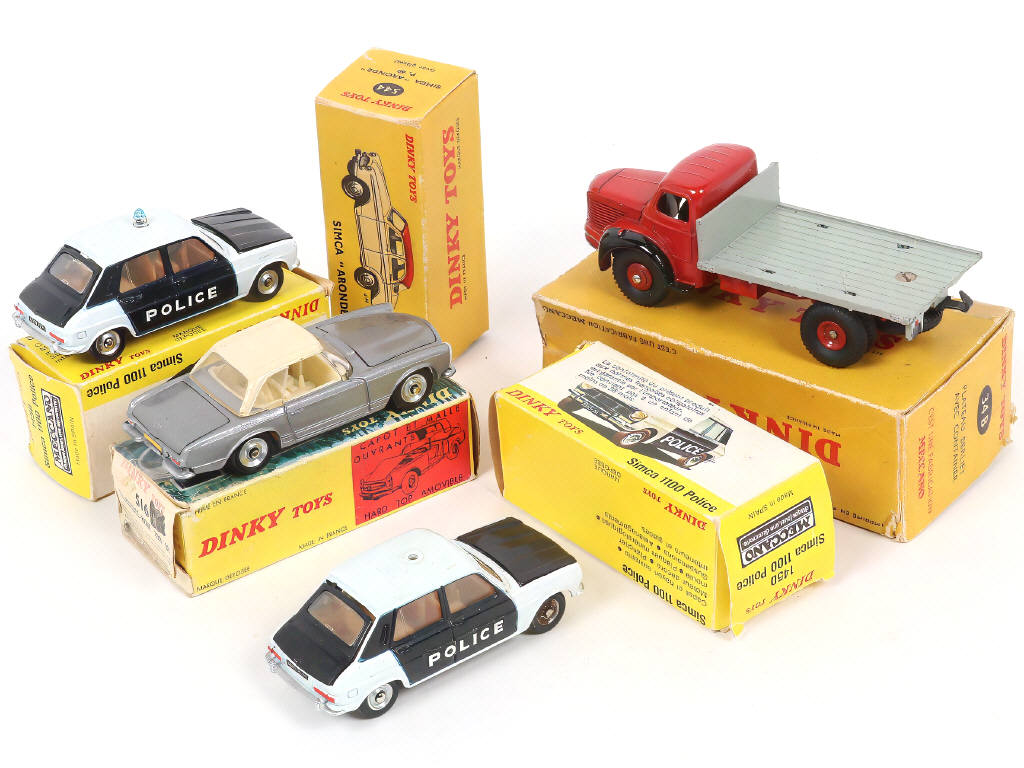 Lot 327 - DINKY TOYS (FRANCE) (5)