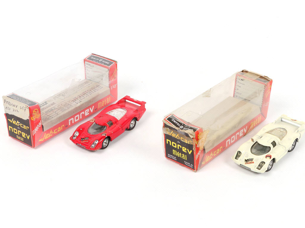 Lot 228 - NOREV - JET CAR (FRANCE) (4)