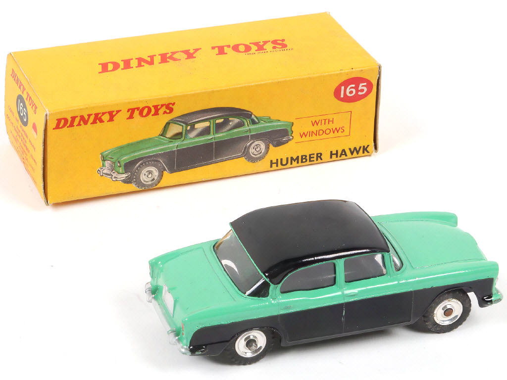 Lot 267 - DINKY TOYS (GB) (1)
