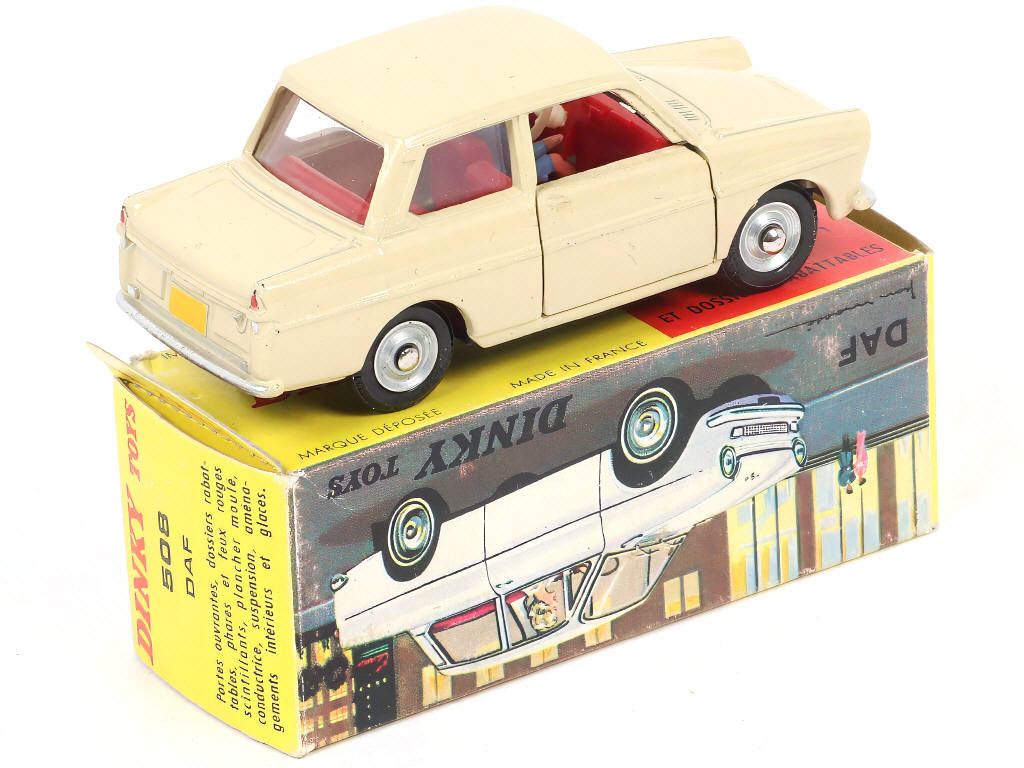 Lot 313 - DINKY TOYS (FRANCE) (1)