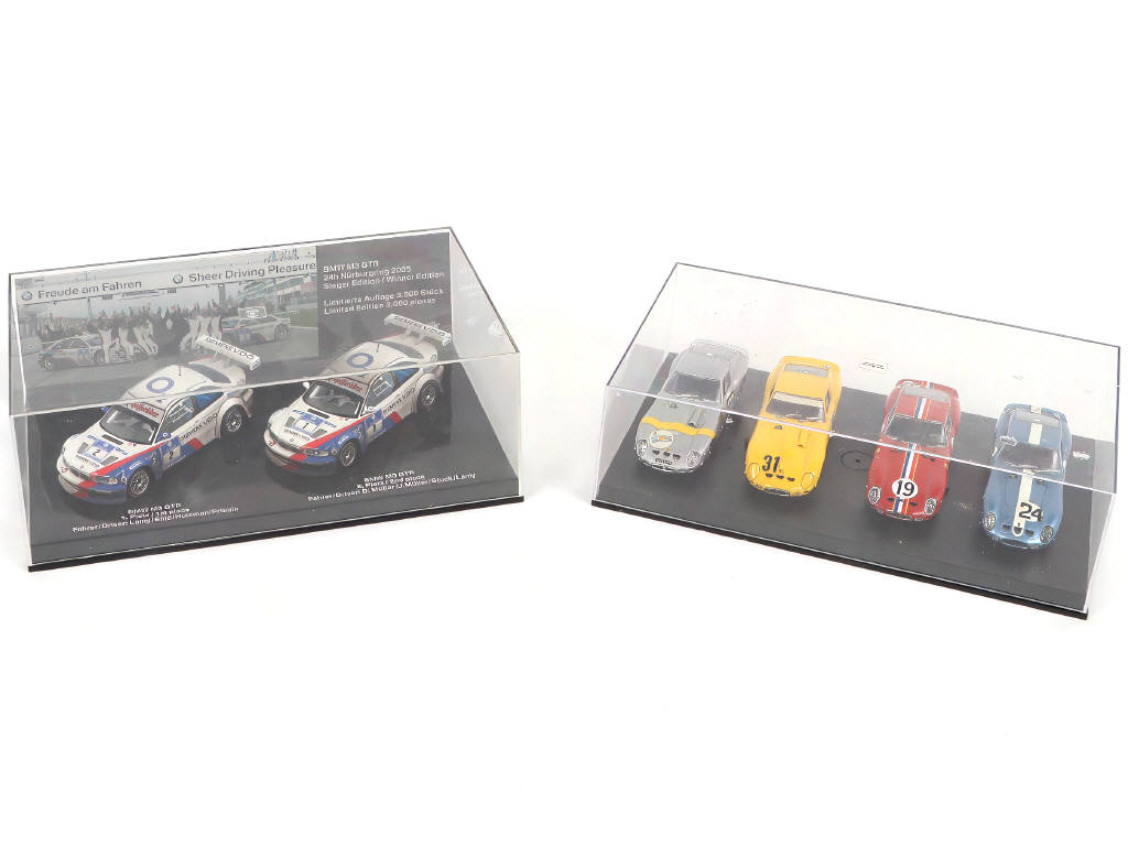 Lot 31 - DIVERS (2)