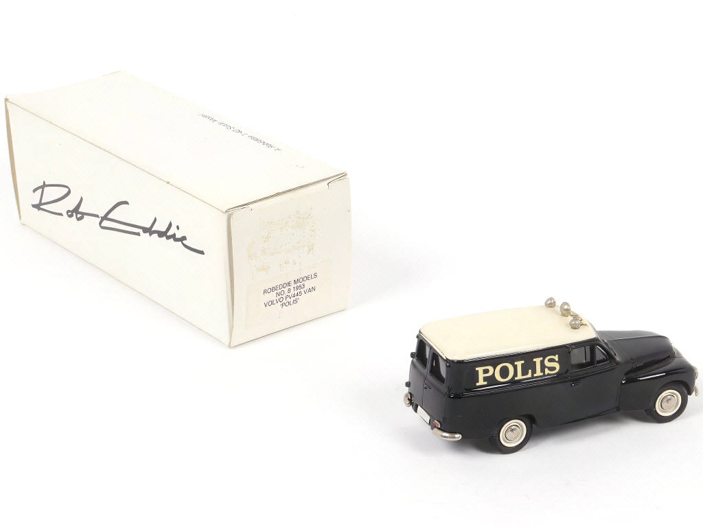 Lot 151 - ROBEDDIE MODELS (GB) (1)