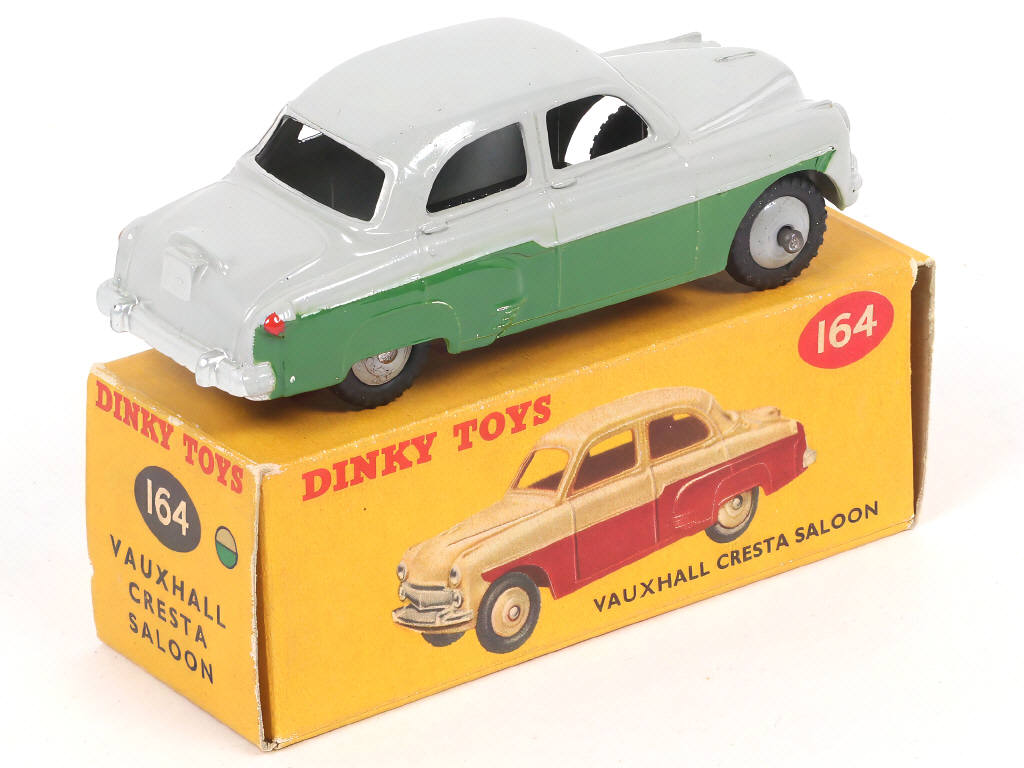 Lot 266 - DINKY TOYS (GB) (1)