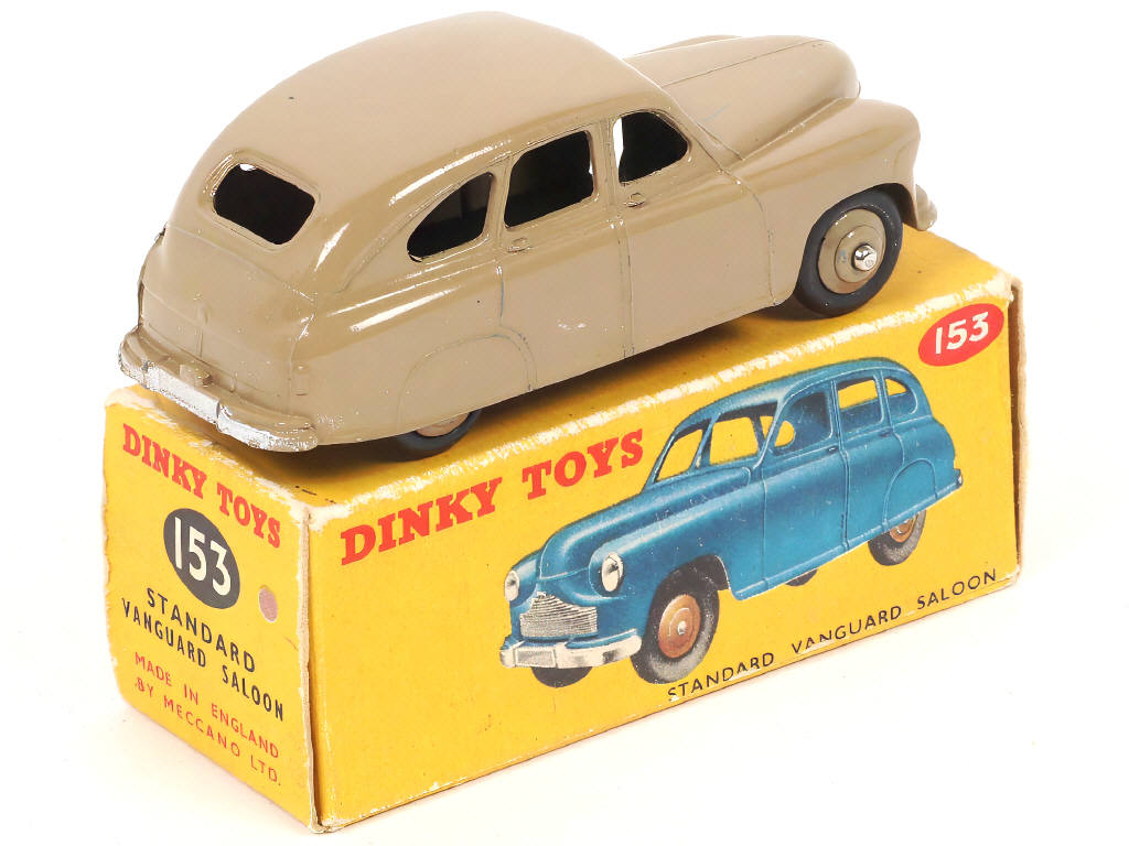 Lot 263 - DINKY TOYS (GB) (1)