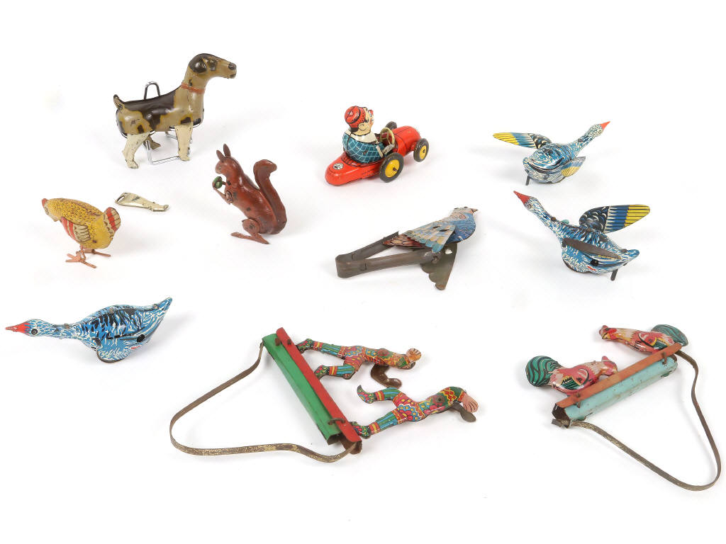 Lot 9 - DIVERS (10)