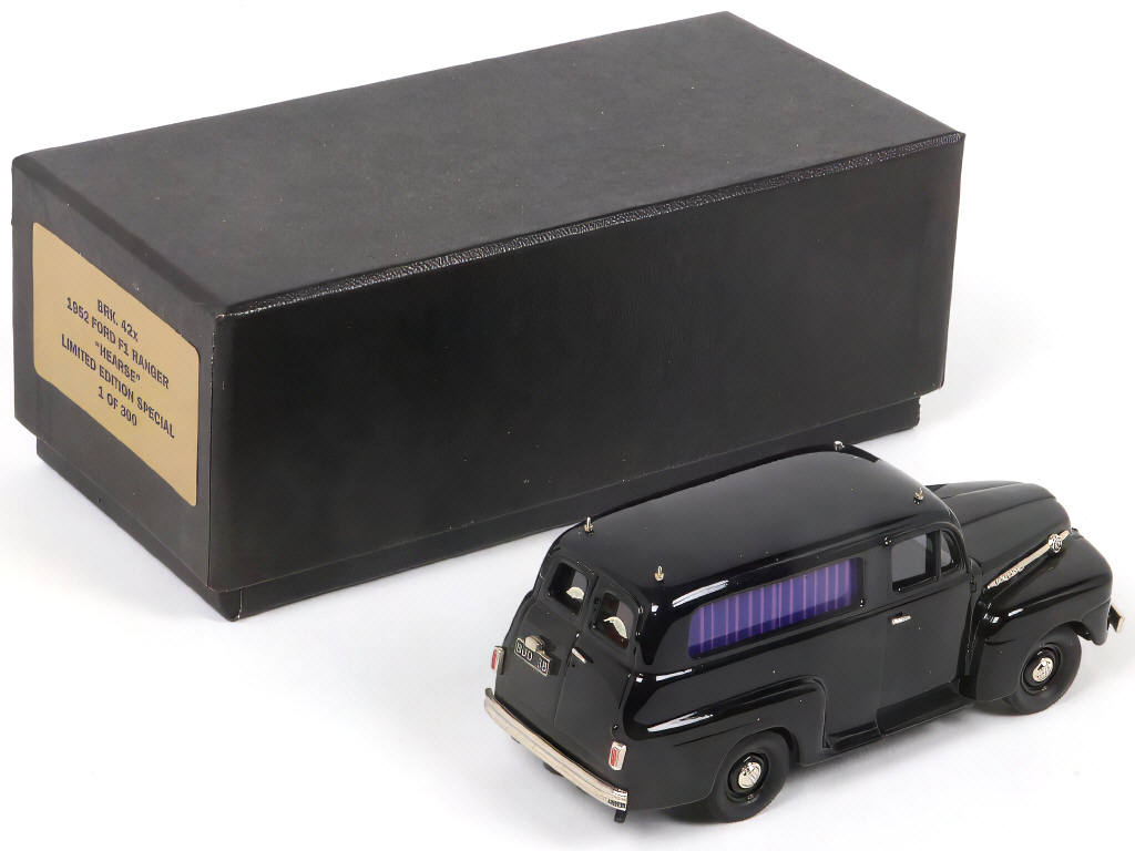 Lot 162 - BROOKLIN MODELS (GB) (1)