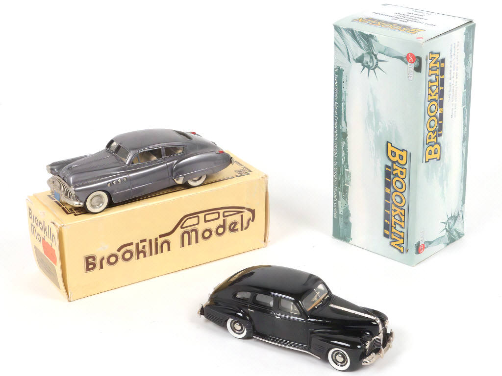 Lot 167 - BROOKLIN MODELS (GB) (2)
