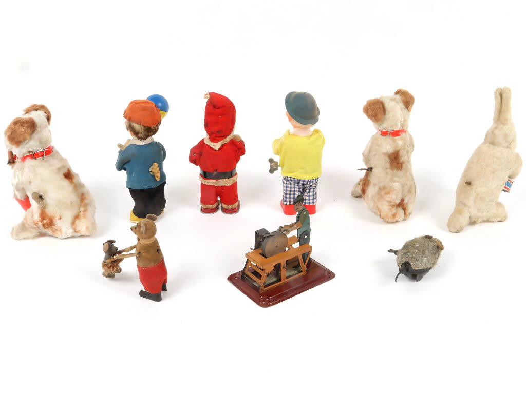 Lot 15 - DIVERS (9)