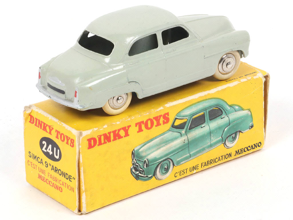 Lot 303 - DINKY TOYS (FRANCE) (1)