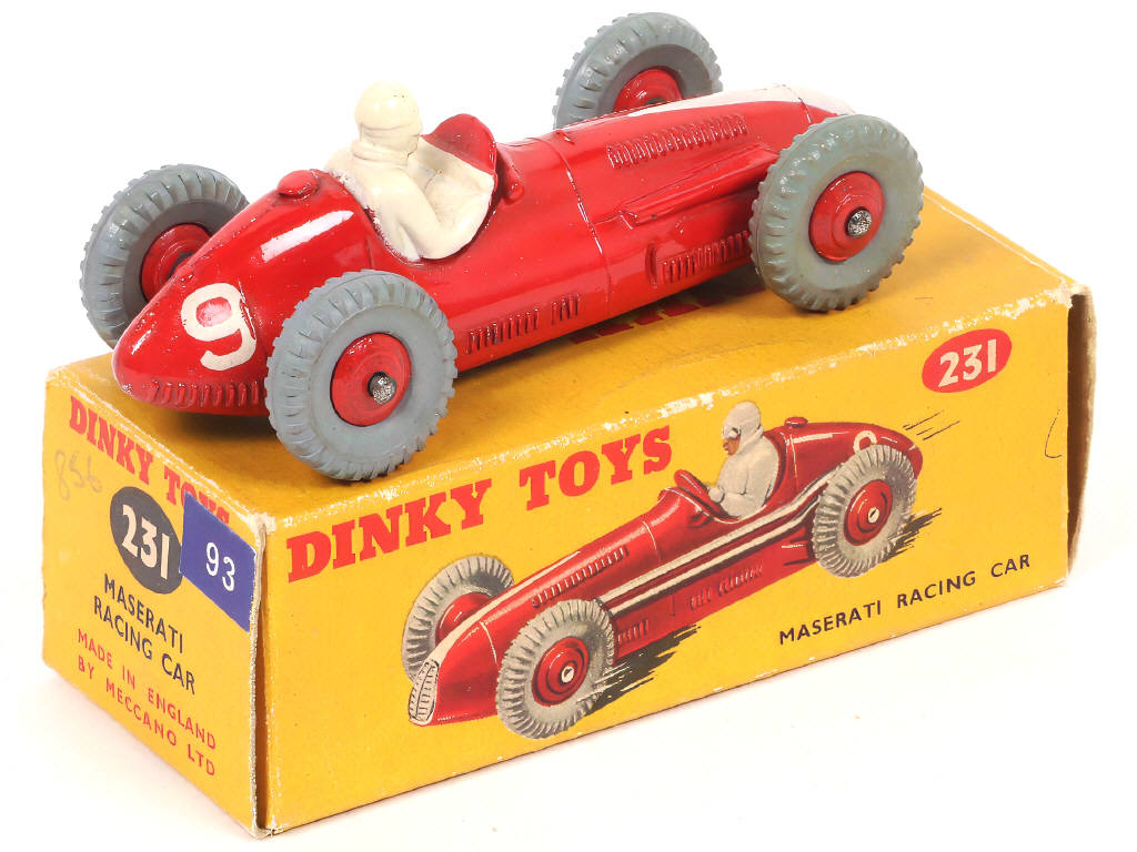 Lot 270 - DINKY TOYS (GB) (1)