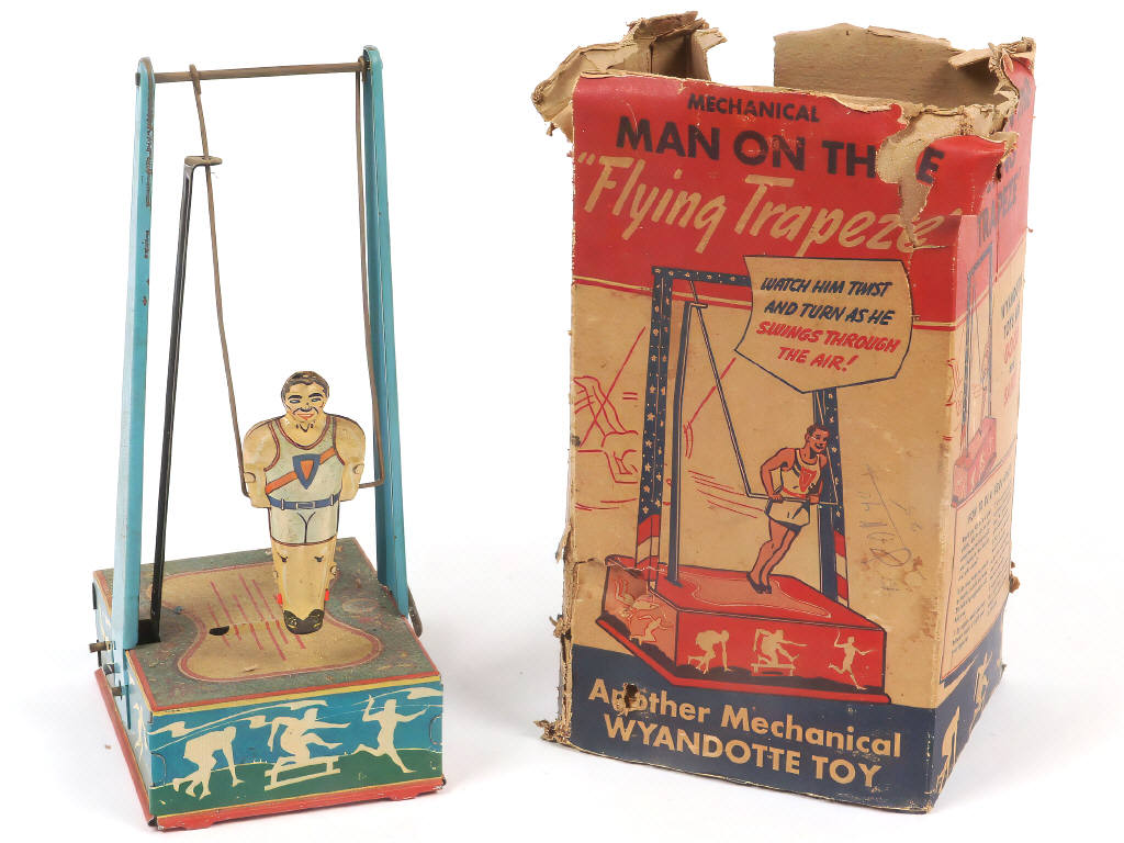 Lot 21 - WYANDOTTE TOYS (USA) (1)