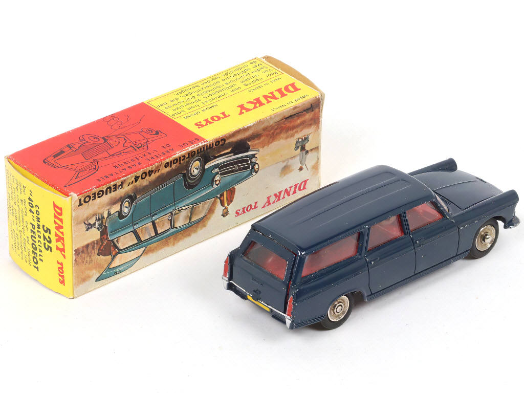 Lot 314 - DINKY TOYS (FRANCE) (1)