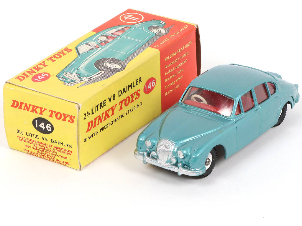 Lot 288 - DINKY TOYS (GB) (1)
