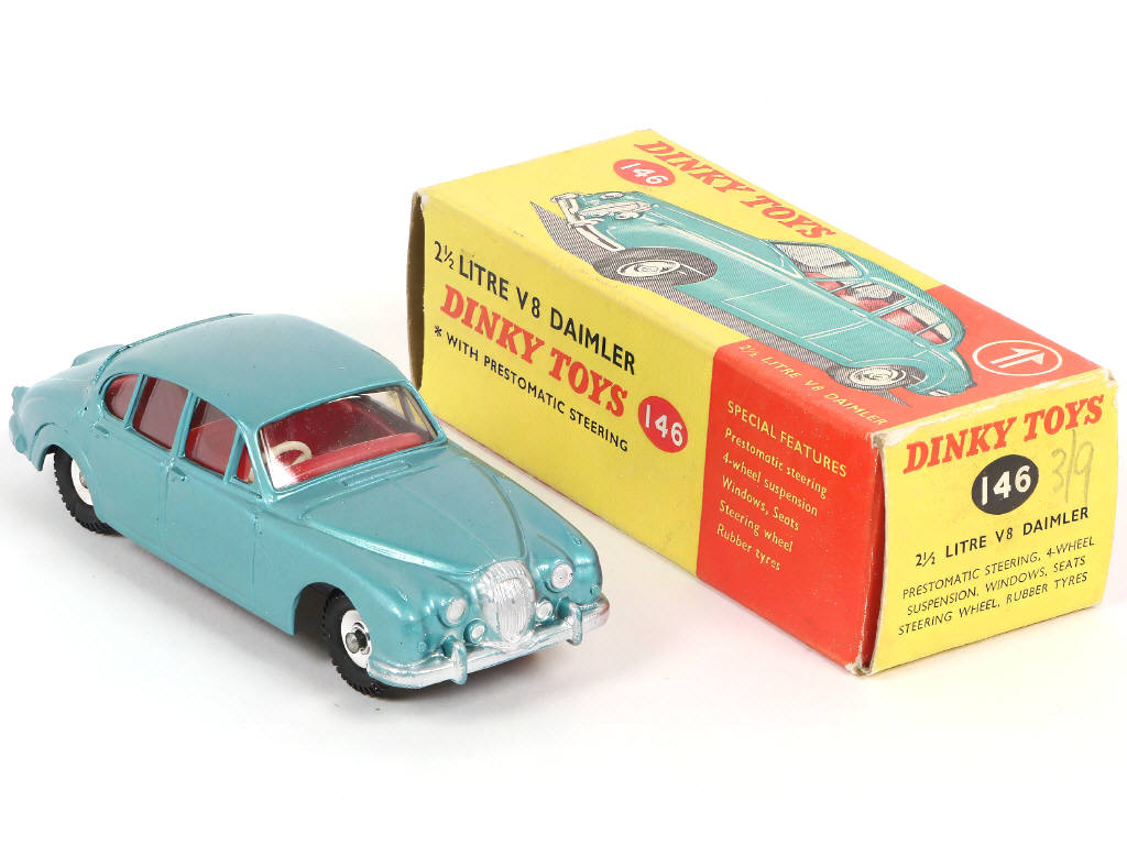 Lot 288 - DINKY TOYS (GB) (1)