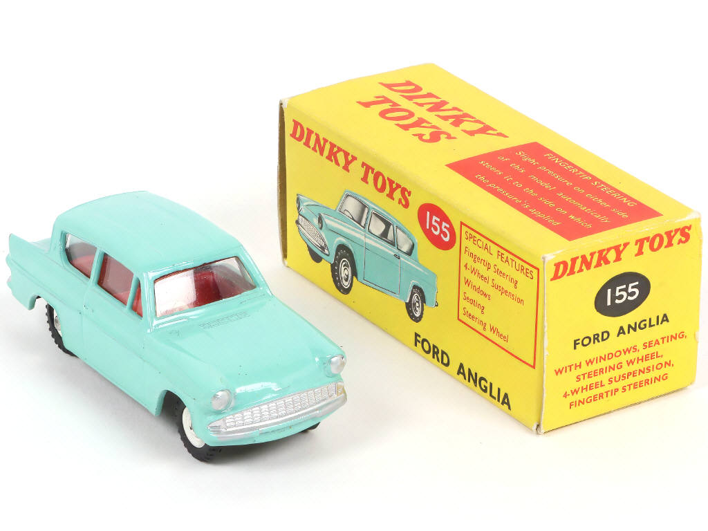 Lot 289 - DINKY TOYS (GB) (1)