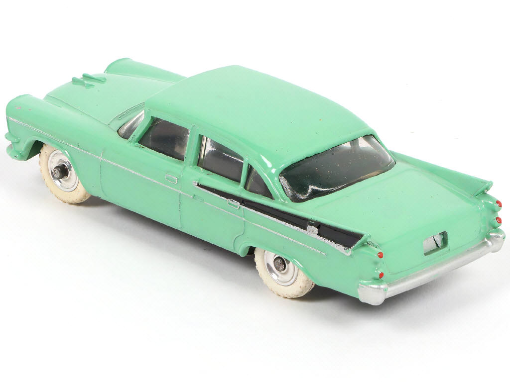 Lot 284 - DINKY TOYS (GB) (1)