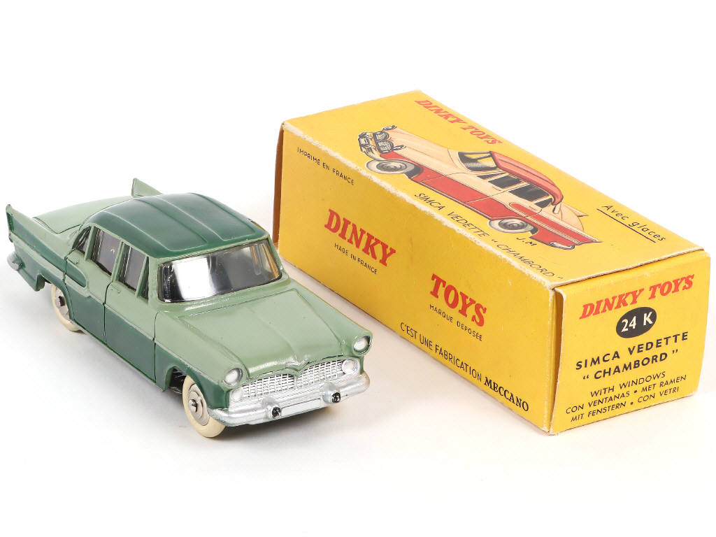 Lot 302 - DINKY TOYS (FRANCE) (1)