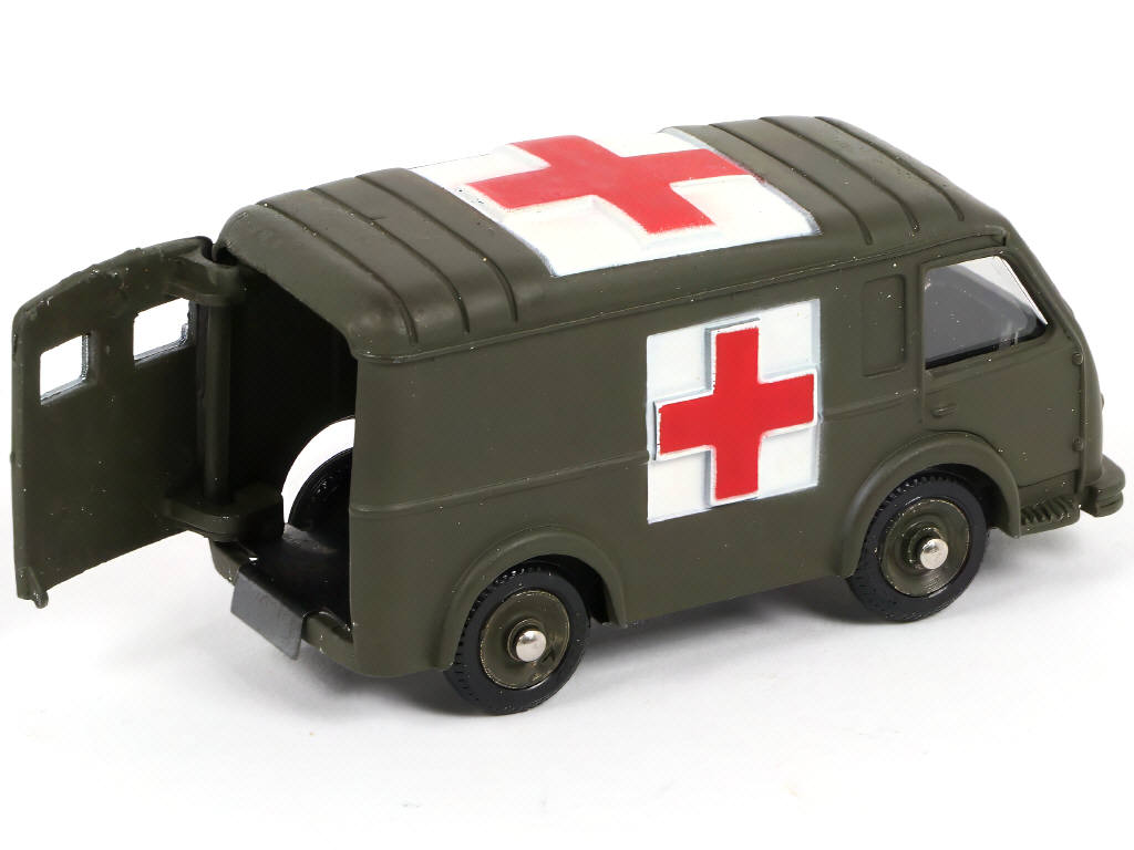 Lot 321 - DINKY TOYS (FRANCE) (1)