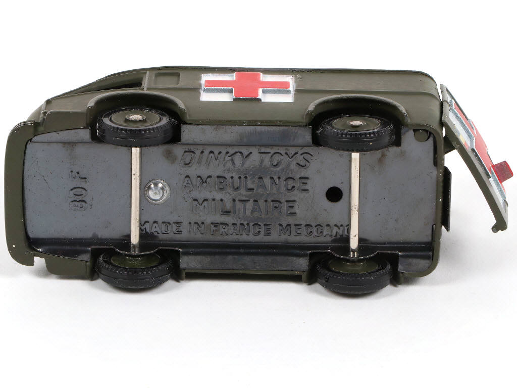 Lot 321 - DINKY TOYS (FRANCE) (1)