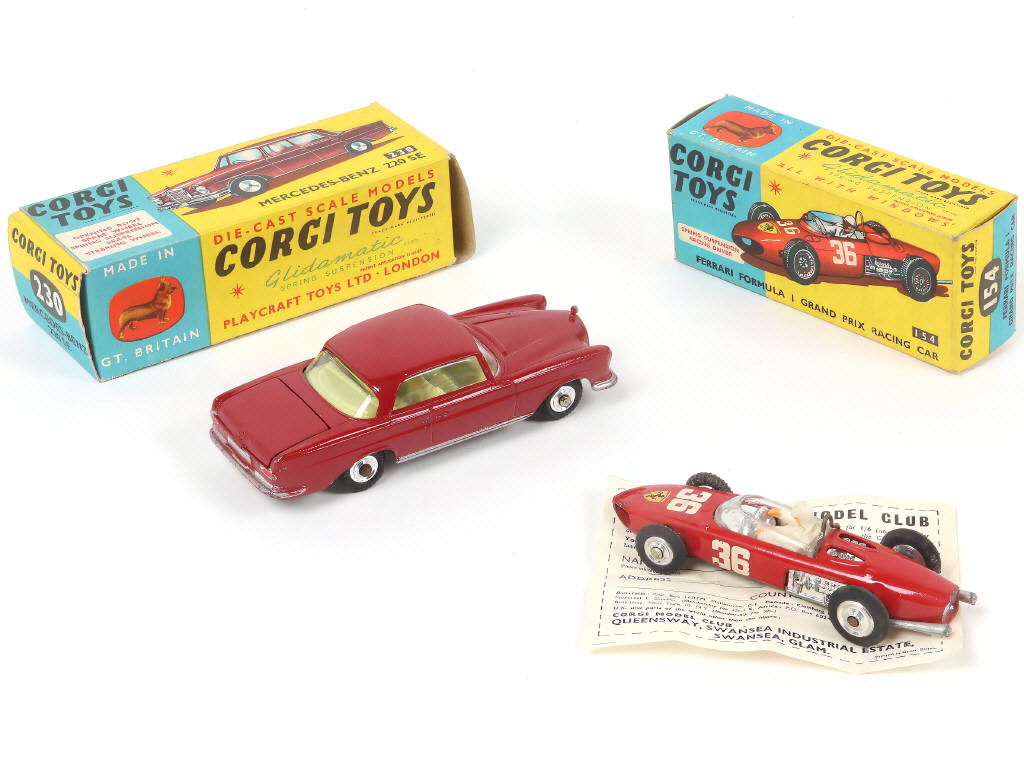 Lot 174 - CORGI TOYS (GB) (2)