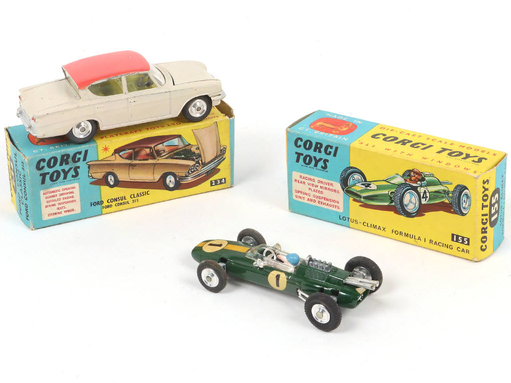 Lot 175 - CORGI TOYS (GB) (2)