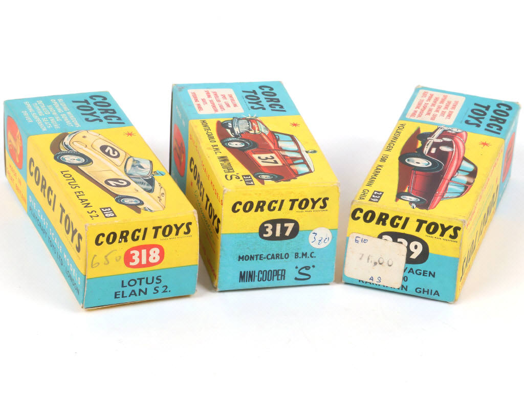 Lot 177 - CORGI TOYS (GB) (3)
