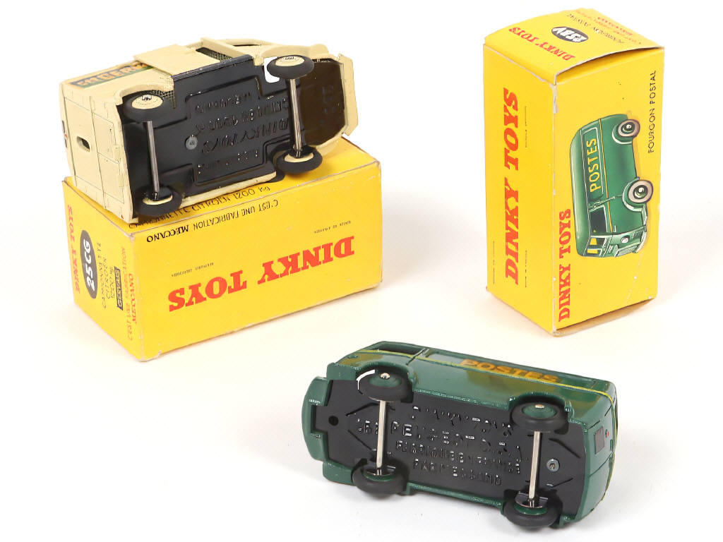 Lot 254 - DINKY TOYS (FRANCE) (2)