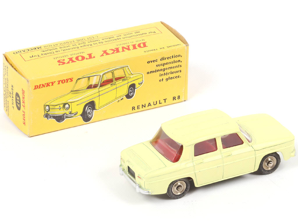 Lot 235 - DINKY TOYS (FRANCE) (1)
