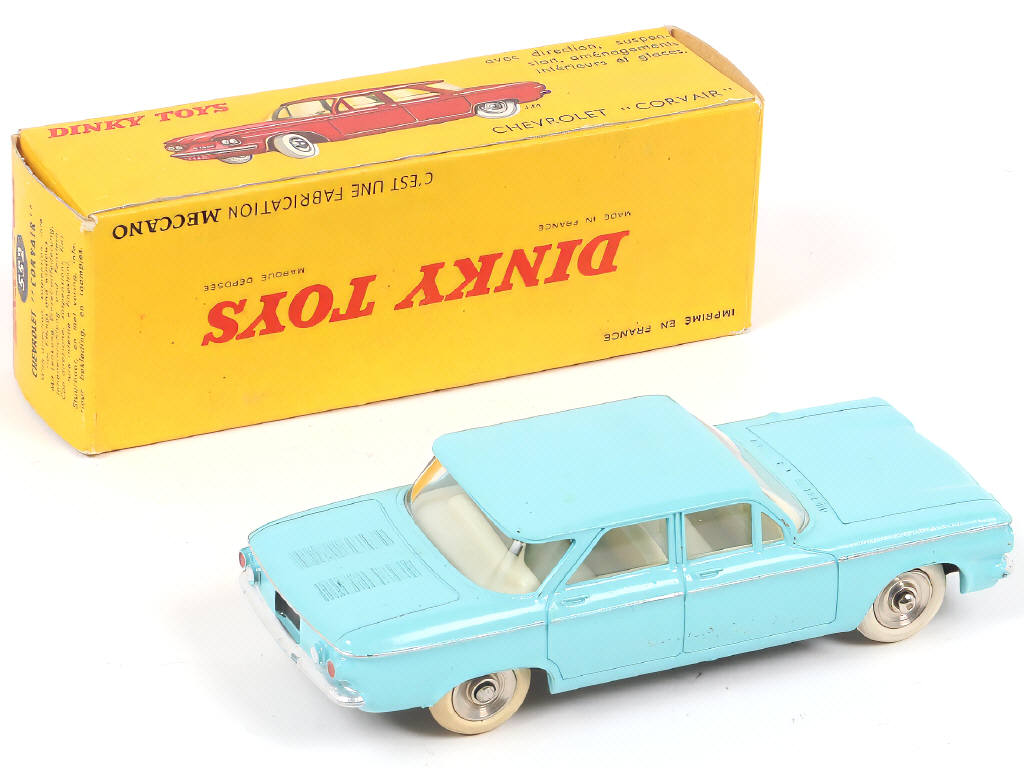 Lot 244 - DINKY TOYS (FRANCE) (1)