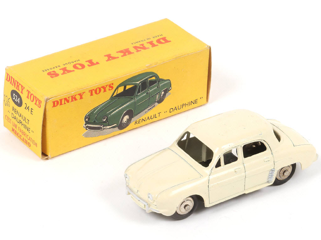 Lot 224 - DINKY TOYS (FRANCE) (1)