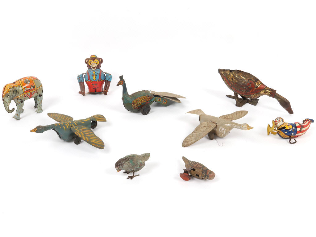 Lot 18 - DIVERS (9)